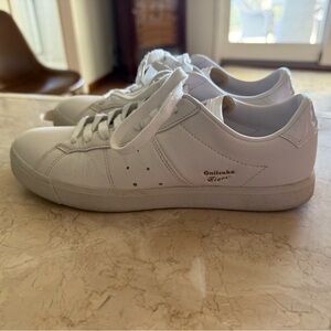 Onitsuka Tiger by Asics Women’s Classic White Sneakers Like New